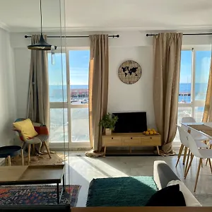 Seafront In With Pool And Garage Apartamento Marbella